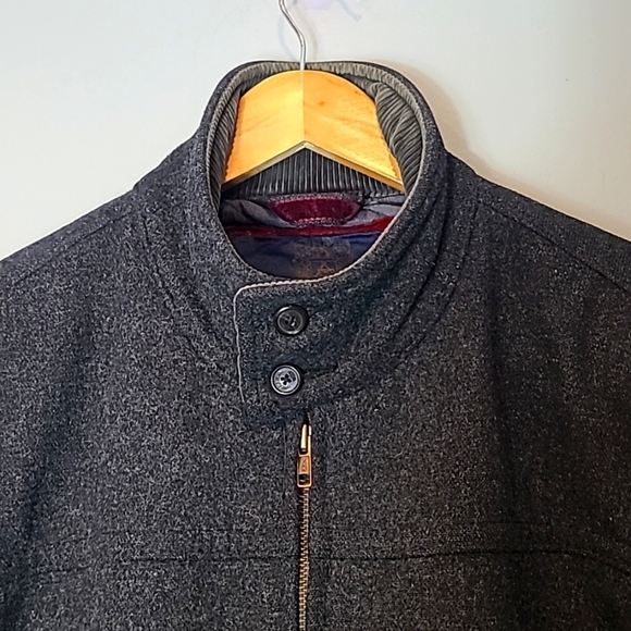 Abercrombie & Fitch Black Bomber Jacket - Picture 5 of 12